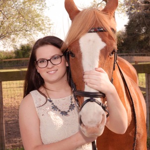 senior-portrait-girl-with-horse-houston-texas